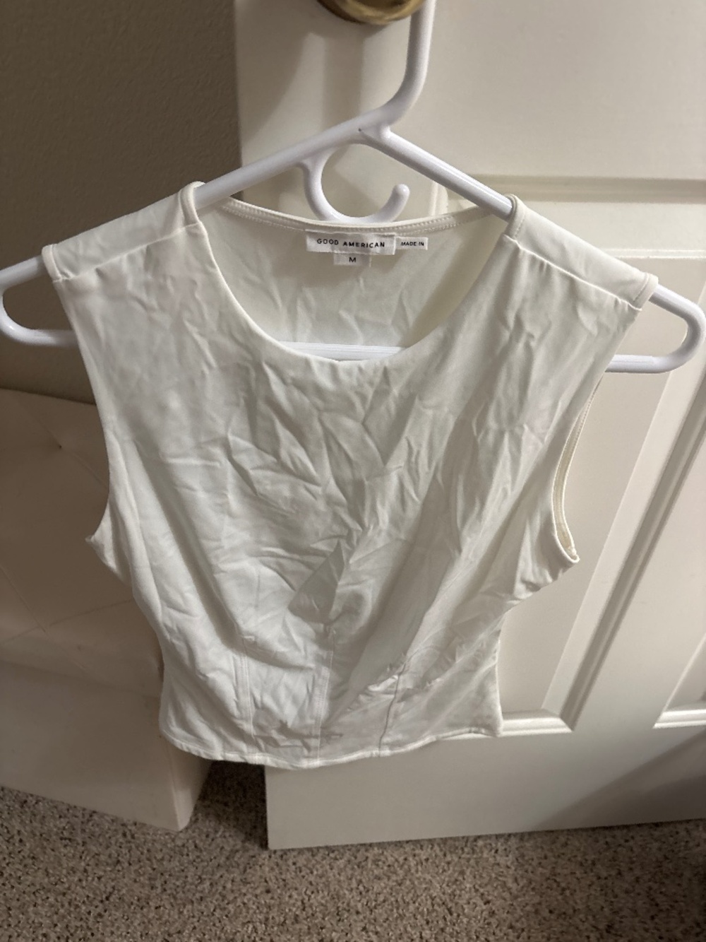 Good American white satin sleeveless blouse new size medium